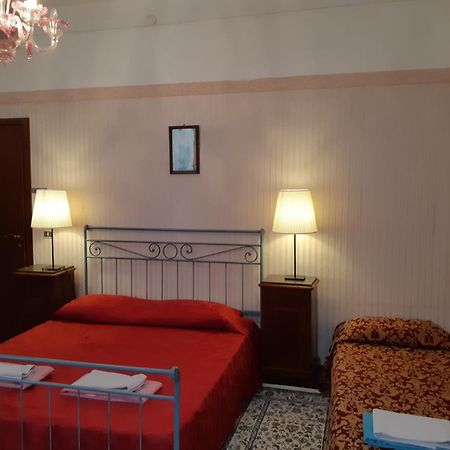 Fiabe Venice Rooms Veneza Quarto foto