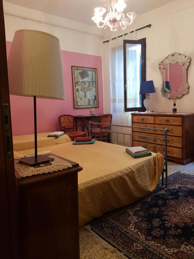 Fiabe Venice Rooms Veneza Exterior foto