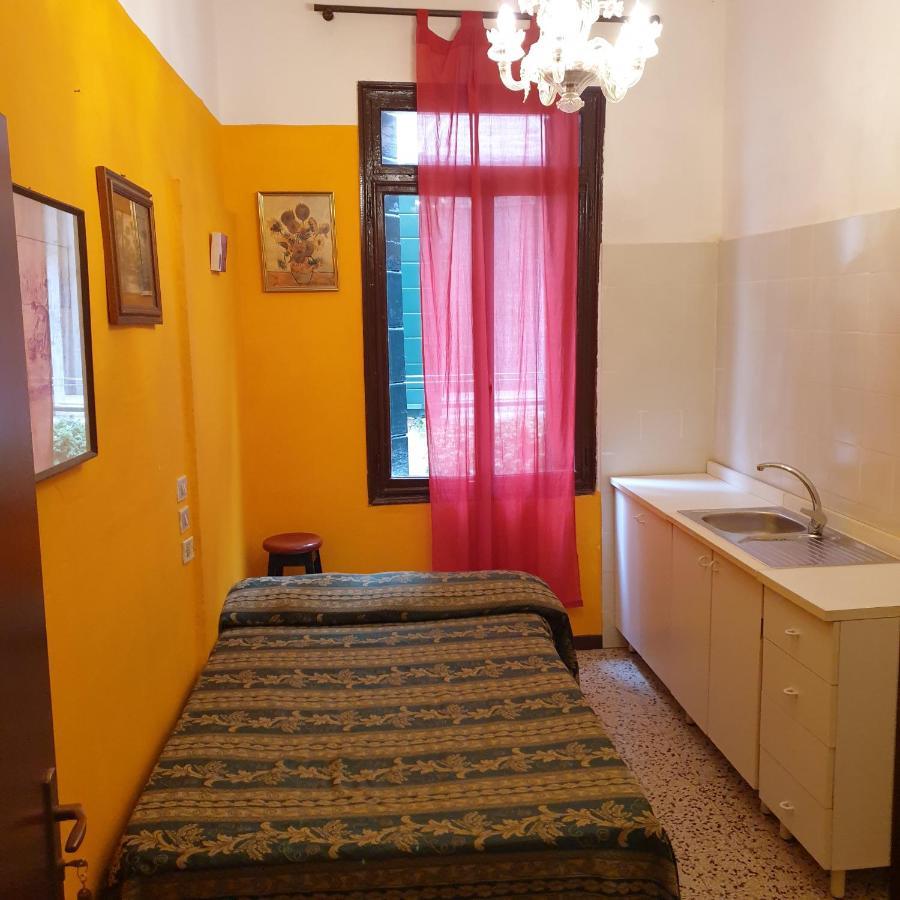 Fiabe Venice Rooms Veneza Quarto foto